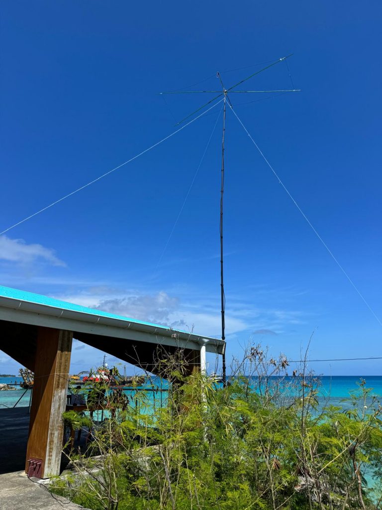 T2M Moxon antenna in Tuvalu