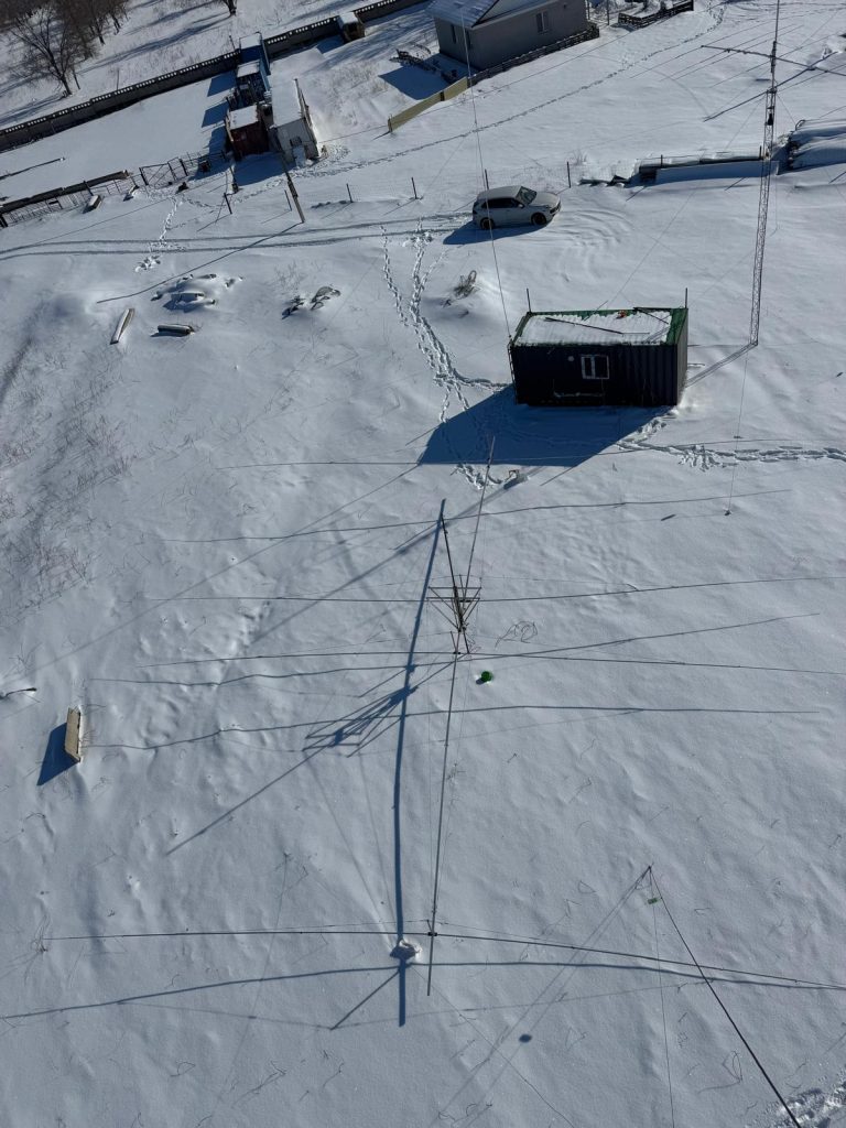 The 40-meter Yagi on the ground - top view